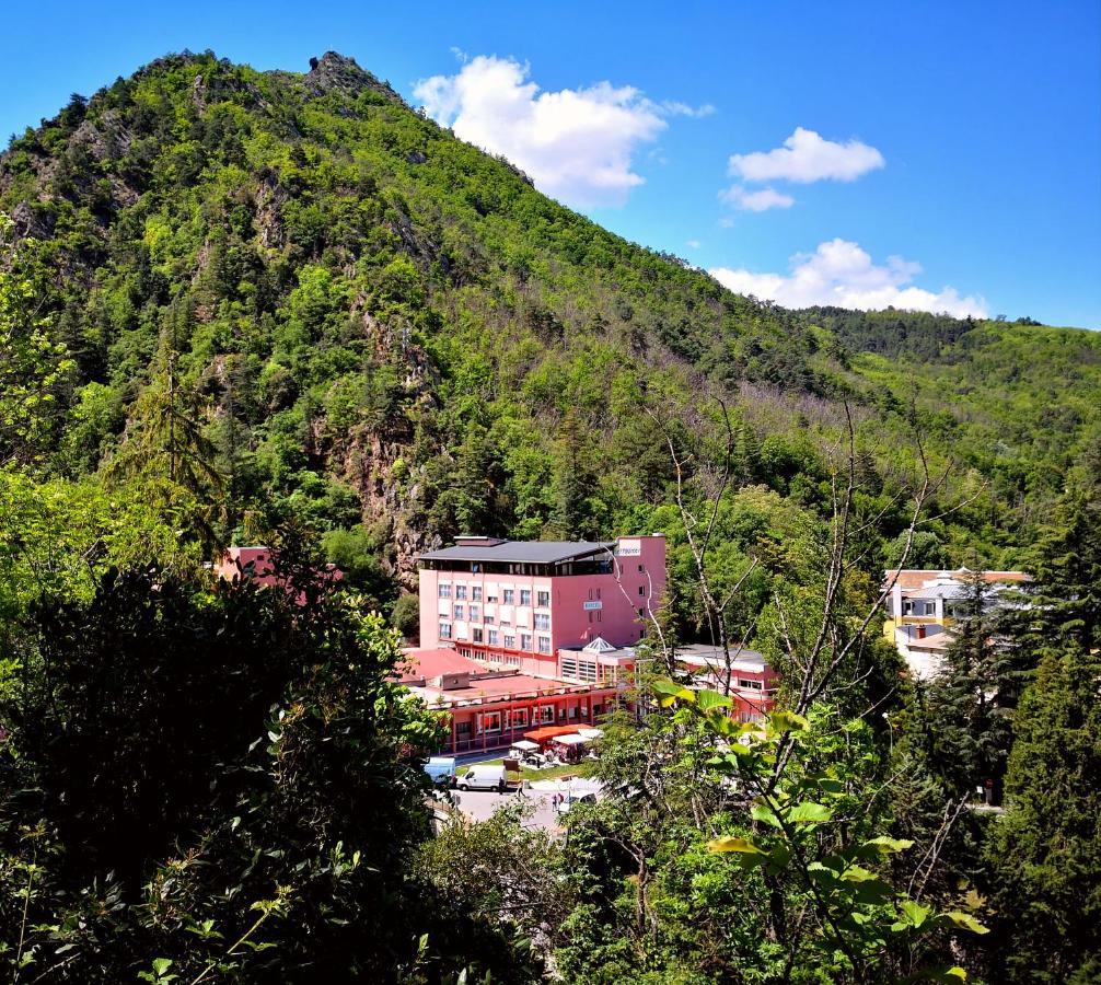 Hotel Les Sources Vernet-les-Bains Dış mekan fotoğraf